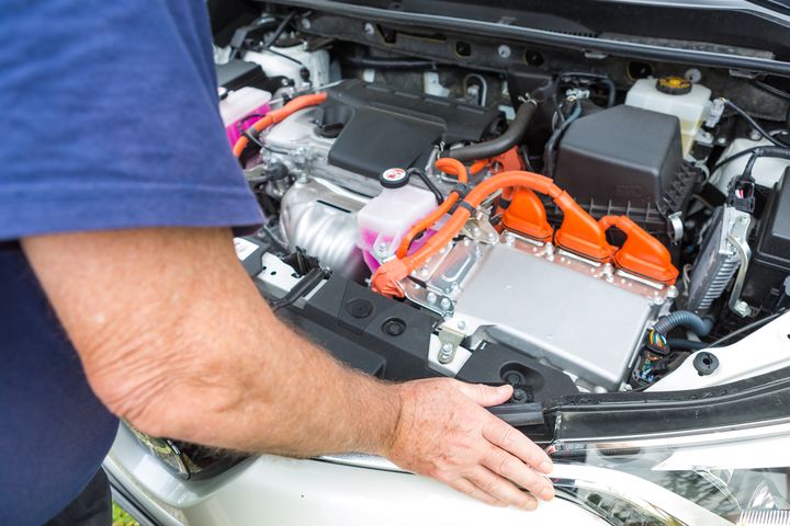 Hybrid Maintenance In Lancaster, CA Hybrid Maintenance In Lancaster, CA